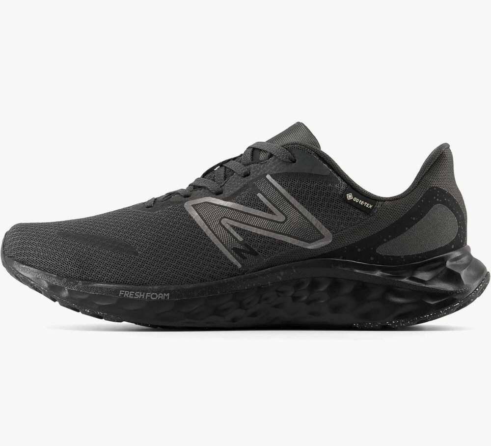 New Balance Men's Size 7/ Womens 8.5 Fresh Foam Arishi V4 Running Shoe
